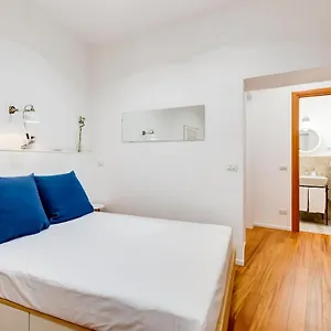  Appartement Lovely And Modern Nest Near The Colosseum